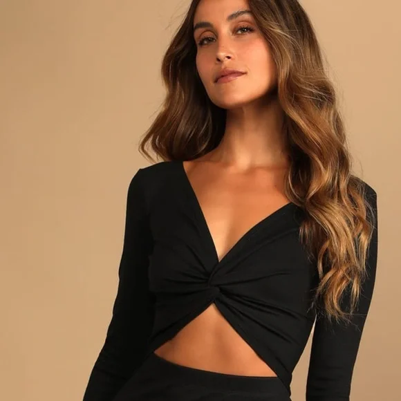 NWT //Lulus black dress\\ - Picture 2 of 6